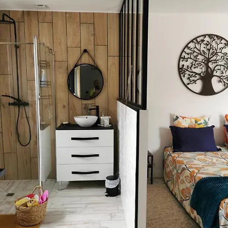 Bed and Breakfast Jean Et Danielle La Couronne (Charente)