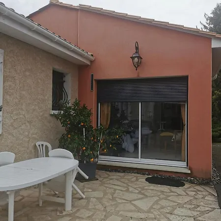 Jean Et Danielle Bed & Breakfast La Couronne (Charente)